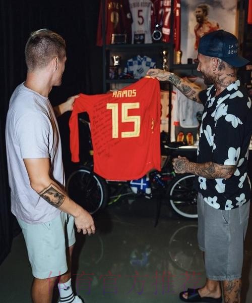 媒体人:拉莫斯的续约状况和7个月前一样未谈妥 媒体人:拉莫斯的续约状况和7个月前一样未谈妥